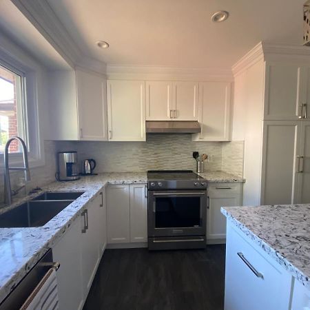 Yonge And Finch Subway !L Spacious & Bright Private Bedroom With Shared Amenties Toronto Exterior foto
