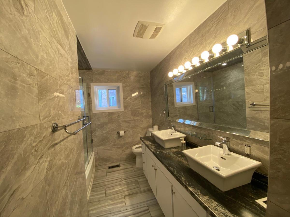 Yonge And Finch Subway !L Spacious & Bright Private Bedroom With Shared Amenties Toronto Exterior foto